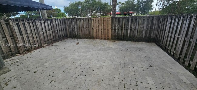 Building Photo - 14716 SW 25th Ln