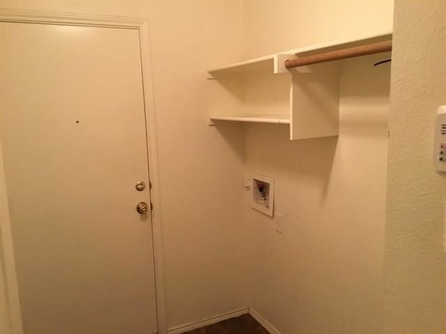 Building Photo - 5628 Creekhollow Dr