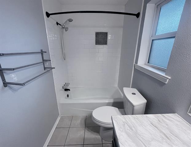 Building Photo - 1805 Bristol Cove