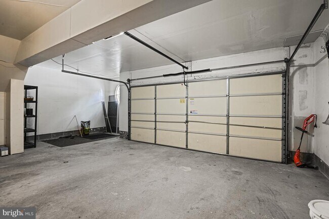Building Photo - 46186 Walpole Terrace