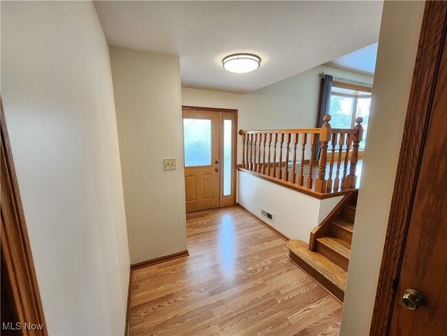 Building Photo - 5650 Cascade Ct