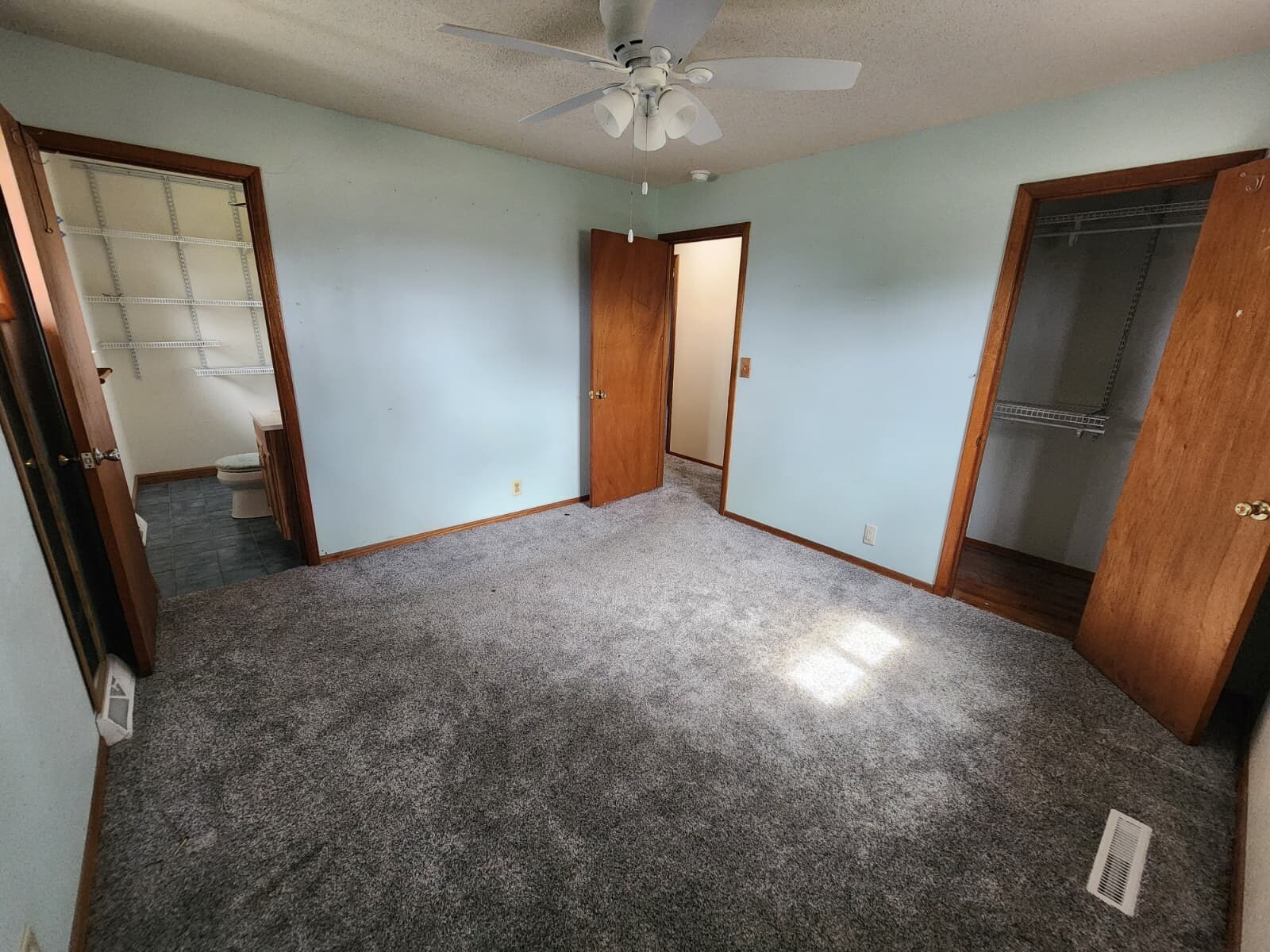 Master Bedroom - 1204 Prairie View Rd