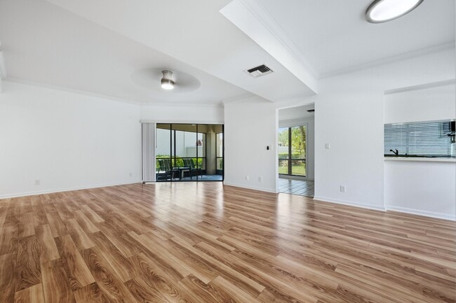 Building Photo - 101 Waterview Dr