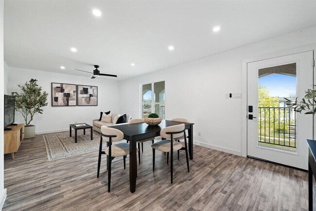 Building Photo - 5911 Sheridan Ave