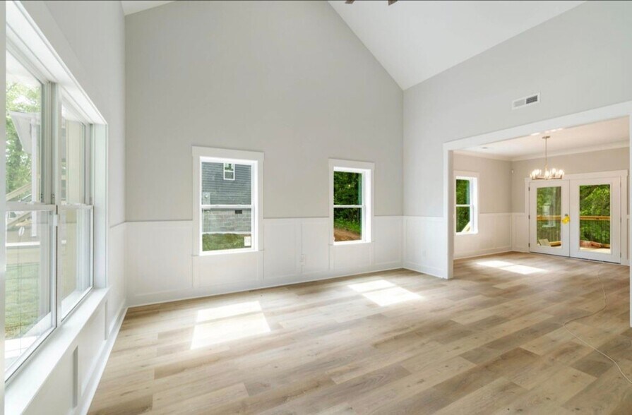 Building Photo - 5414 Dorsey St