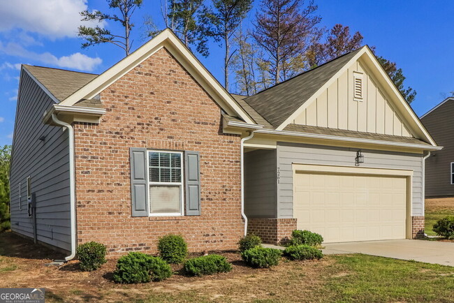 Building Photo - 7261 Lacey Dr