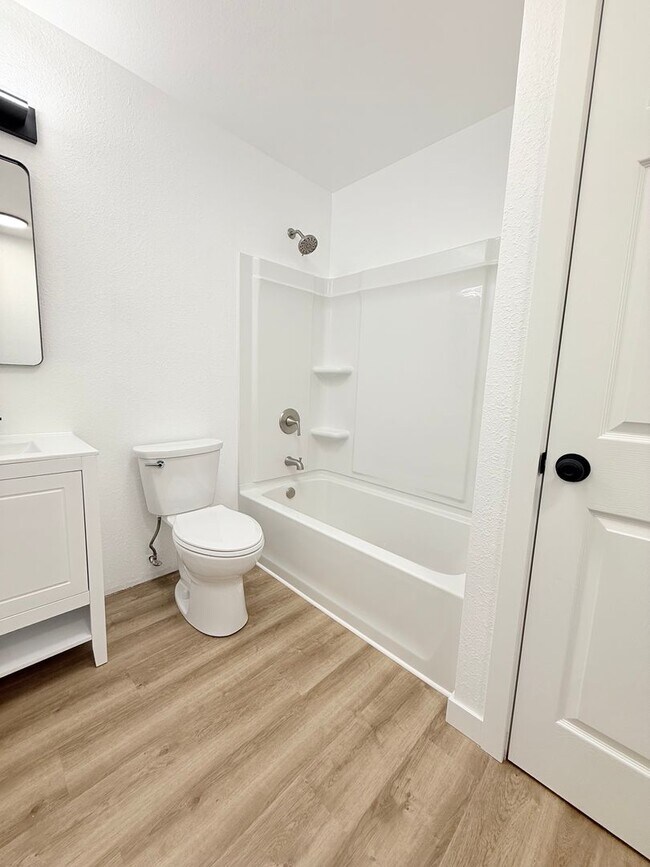 Building Photo - 1717 Aliak Dr