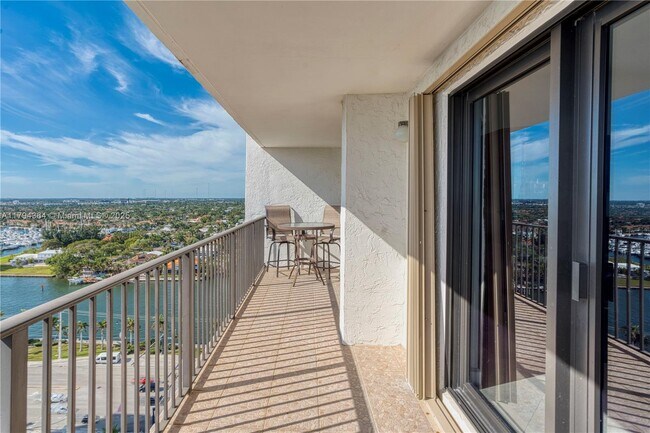 Building Photo - 1201 S Ocean Dr