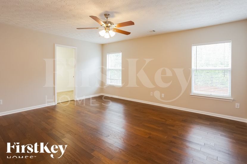 Building Photo - 96 Parkmont Ln