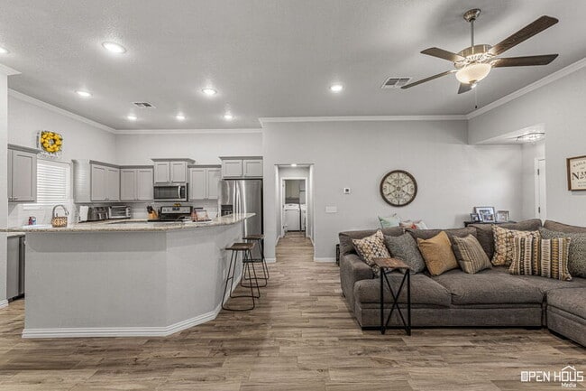 Building Photo - 306 Driftwood Dr
