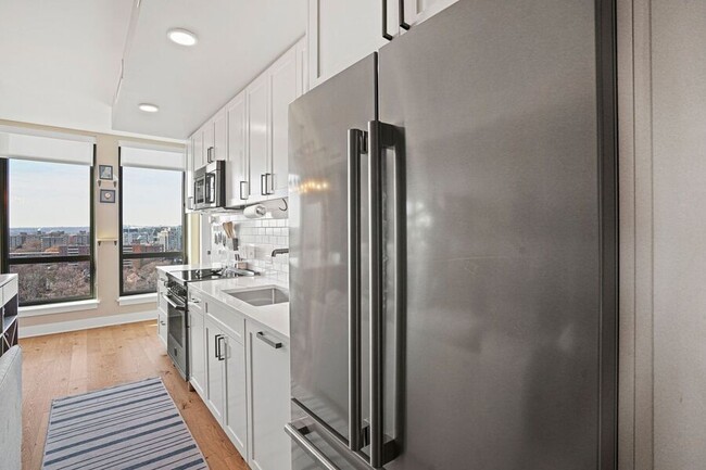 Building Photo - Nice Nest in Navy Yard| - Pet friendly and...