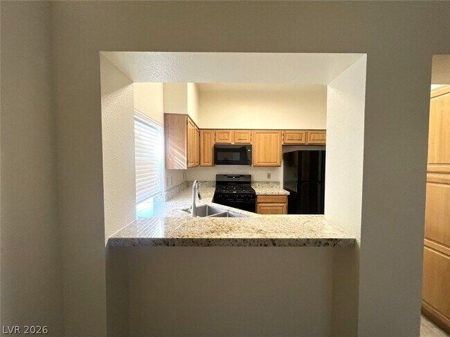 Building Photo - 2053 Angel Falls Dr