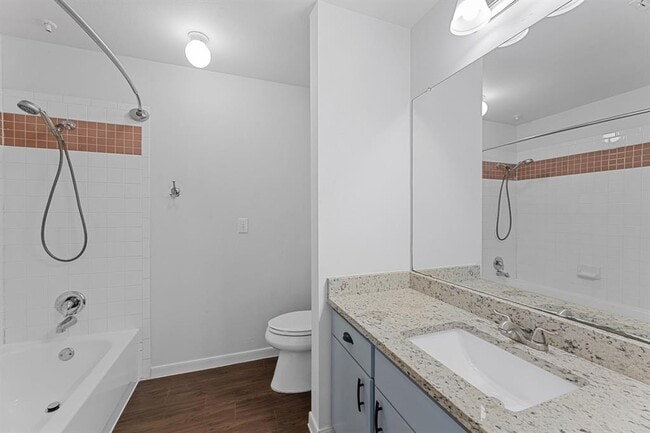 Building Photo - 6000 Shepherd Mountain Cove