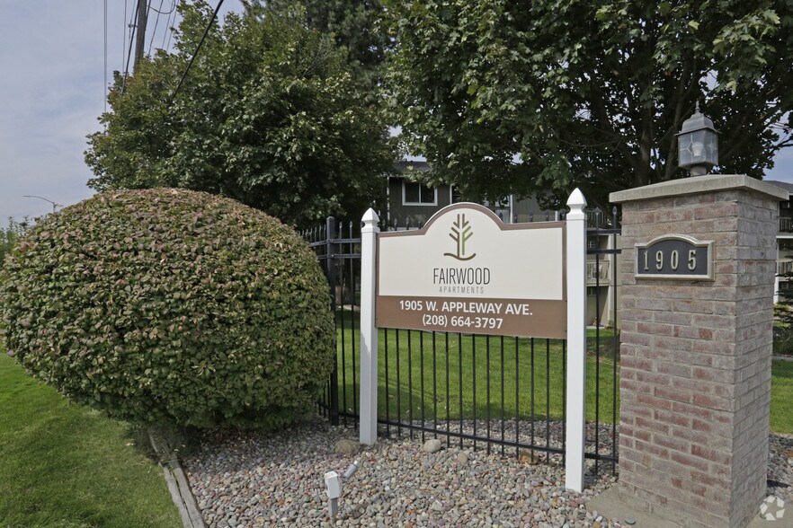 Main Entrance - Fairwood