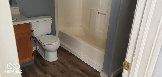 Building Photo - 10509 Sedgegrass Dr