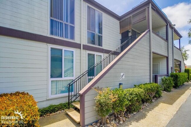 Building Photo - Cozy 2Bdm 1Ba Condo Located In Serra Mesa ...
