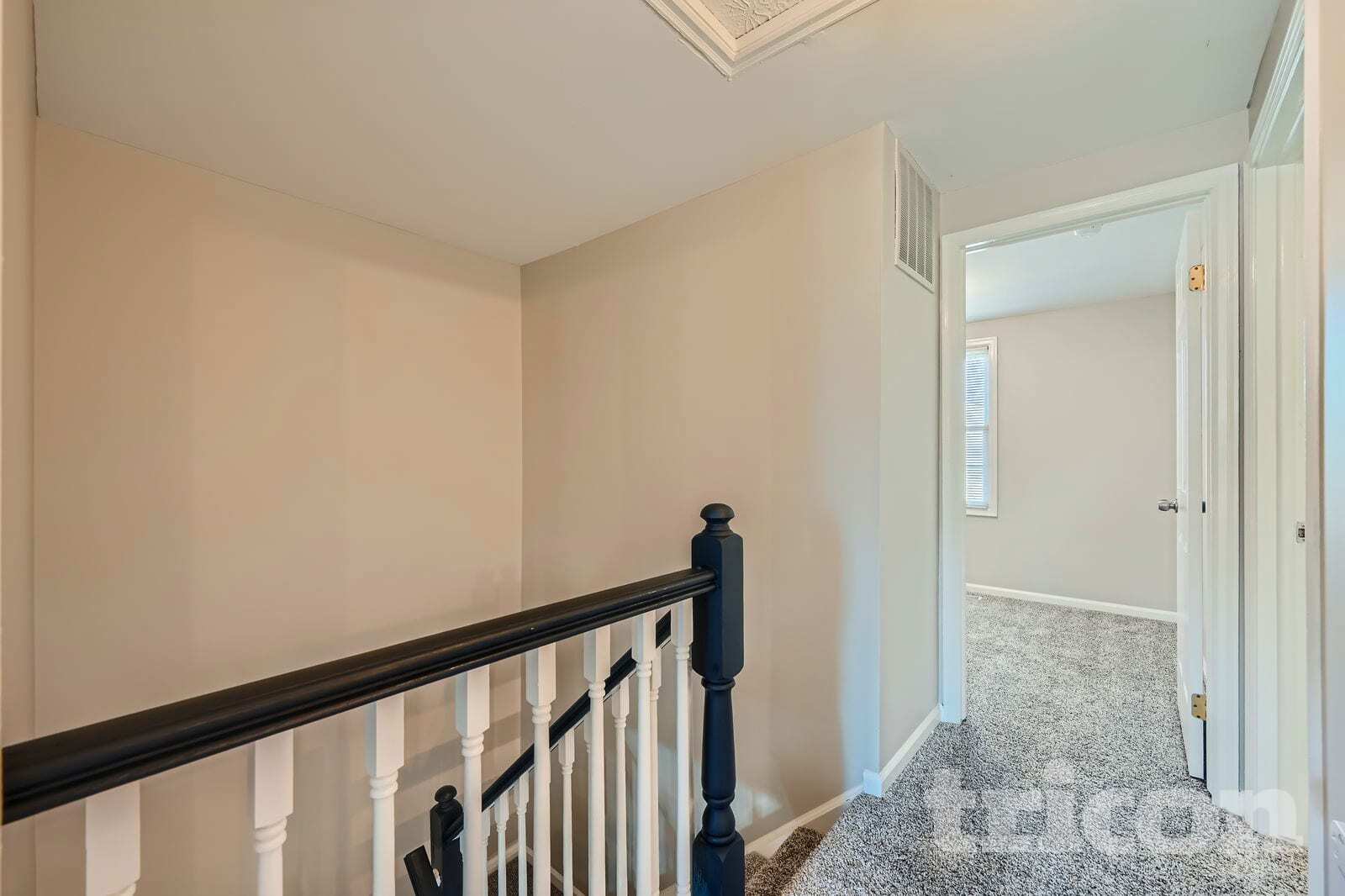 Building Photo - 719 Dayspring Dr