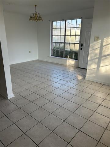 Building Photo - 219 Emerson Dr