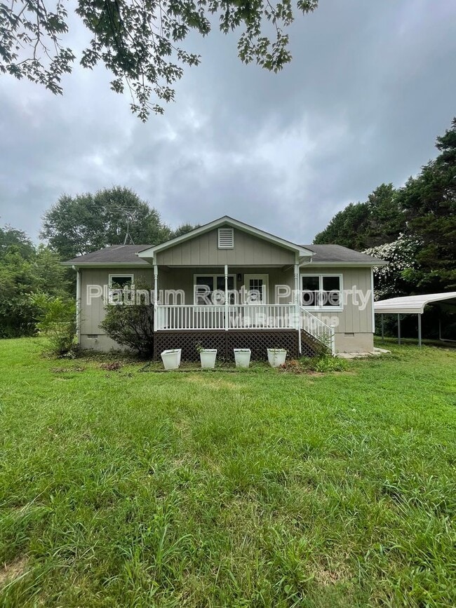 Primary Photo - 35 Pecks Creek Ct