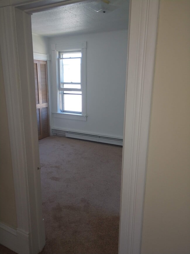 Building Photo - 4510 5th Ave