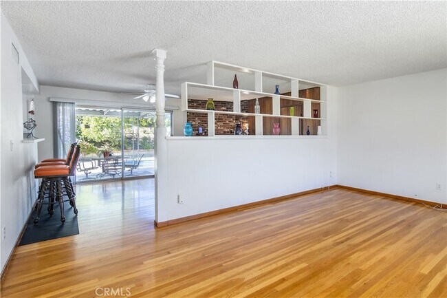 Building Photo - 11543 Swinton Ave