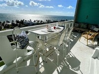 Building Photo - 2840 N Ocean Blvd