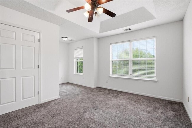 Building Photo - 5497 Festival Ave