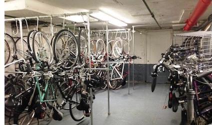 Building Photo - 435 W 23rd St