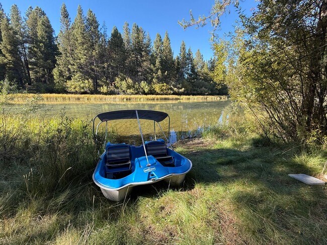 Building Photo - Furnished Riverfront Cabin on the Spring River – 4 Bedrooms, 3 Bathrooms 2,300 sq. ft. | Fully Fu...