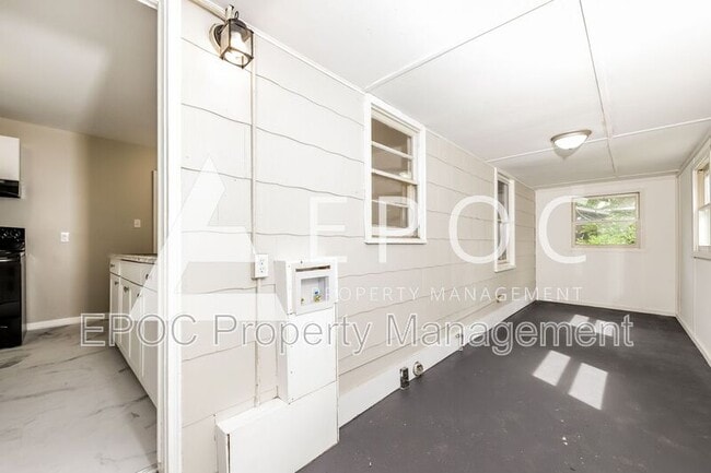 Building Photo - 1305 Caldwell St