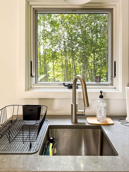 Building Photo - 535 Scutt Mountain Rd