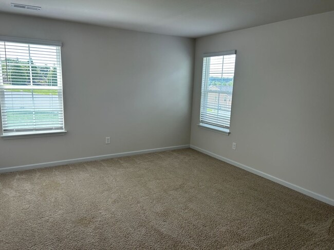 Building Photo - 356 Bryson Blvd