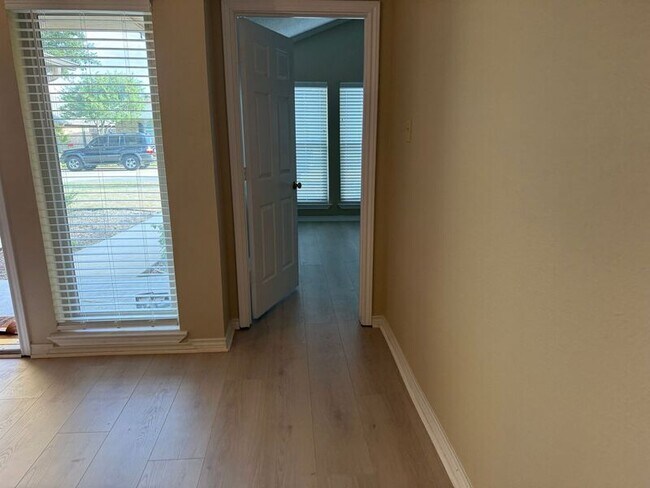 Building Photo - 406 Provincetown Ln