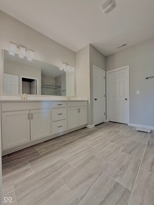 Building Photo - 6608 Ferguson Dr