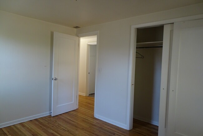 Building Photo - 2020 S Euclid Ave