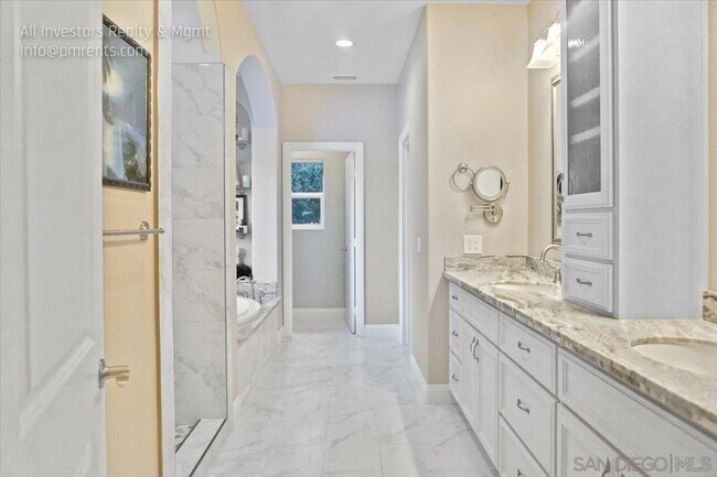 Building Photo - 24119 Barona Mesa Rd