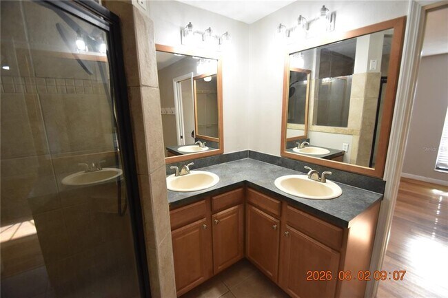 Building Photo - 23223 Club Villas Dr