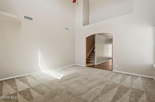 Building Photo - 2300 Glitter Point