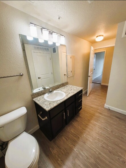 Building Photo - 4100 Albion St