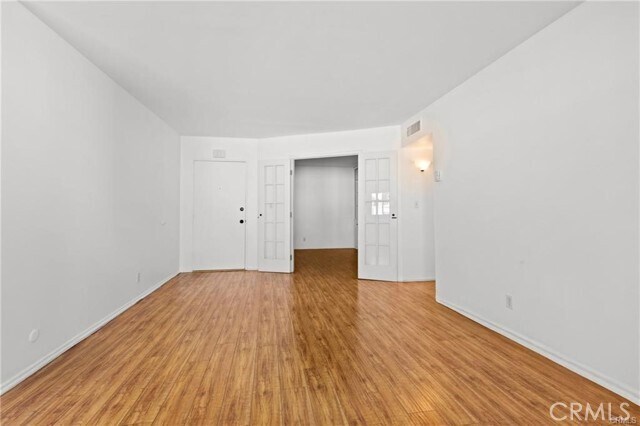 Building Photo - 5400 Newcastle Ave