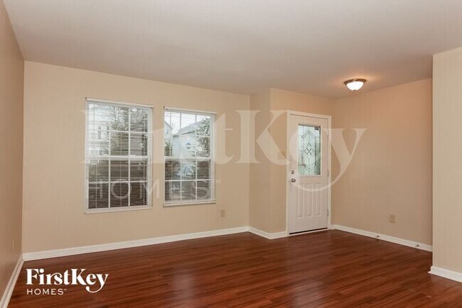 Building Photo - 955 Littleton Dr
