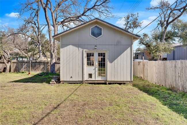 Building Photo - 8413 Slant Oak Dr