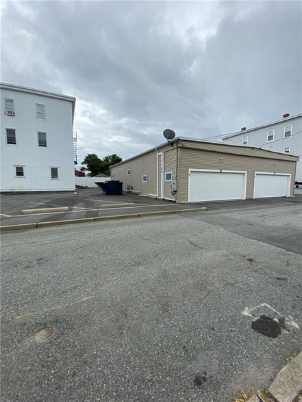 Primary Photo - 503 Wood St