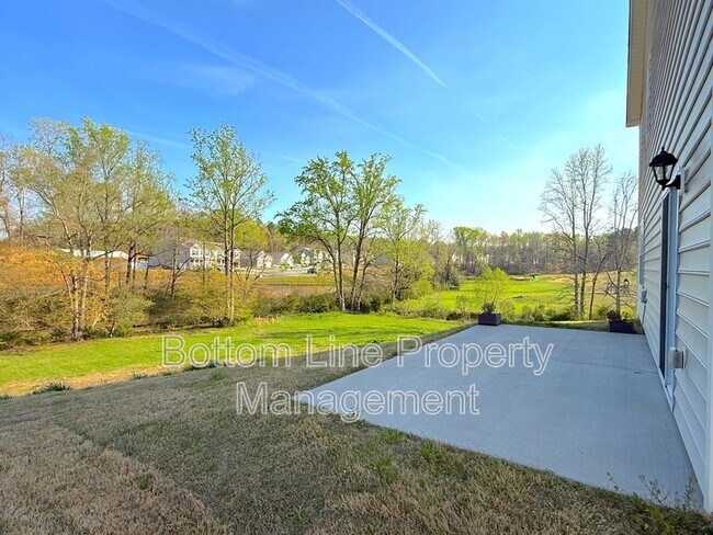 Building Photo - 347 Carolina Hemlock Dr