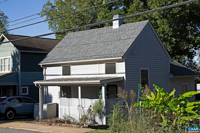 Building Photo - 223 4th St NW