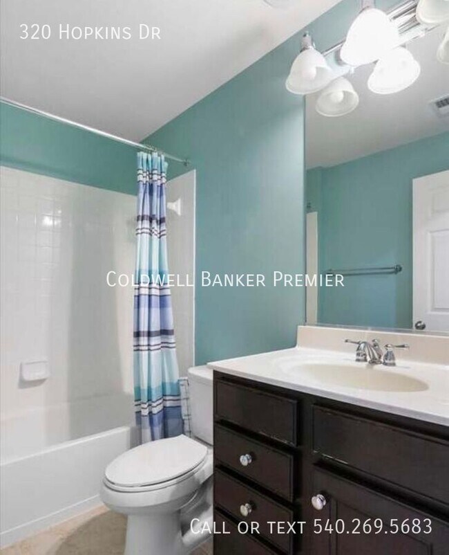 Building Photo - 320 Hopkins Dr