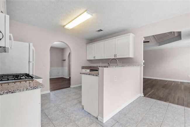 Building Photo - 3854 Wheaton Ct