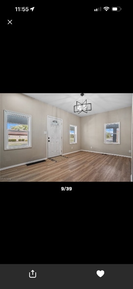 Building Photo - 608 N Freedom Ave