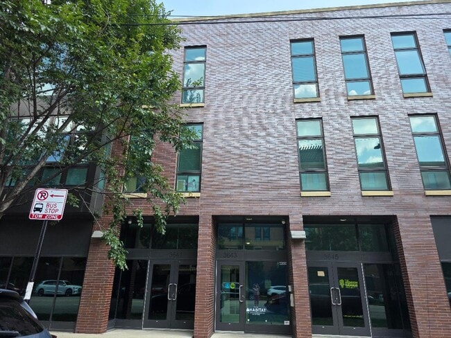 Primary Photo - 3643 S State St