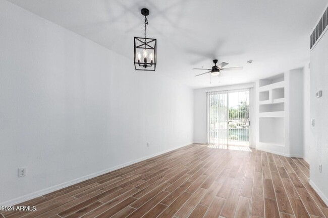 Building Photo - 50% OFF 1st Month's Rent!* Remodeled 2 bed...